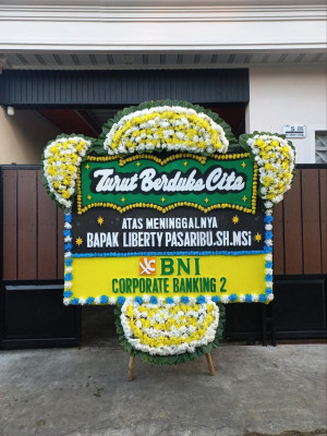 Papan Bunga Duka di Paal Iv