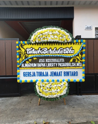 Papan Bunga Duka di Paal Iv